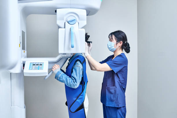 Best Urgent Dental Care in Lennox, CA